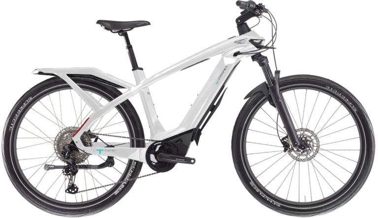 Bianchi e-Omnia T-Type XT 12 Bosch 625 2024, vélo de trekking électrique à porte-bagage intégré