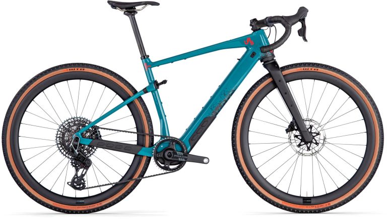 BMC URS AMP LT TWO 2025, gravel électrique carbone à fourche suspendue, vue de profil