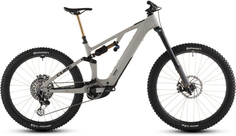 Cube AMS Hybrid 177 C:62 SUPER TM 600X 2026, VTT électrique tout suspendu en carbone, vue de profil