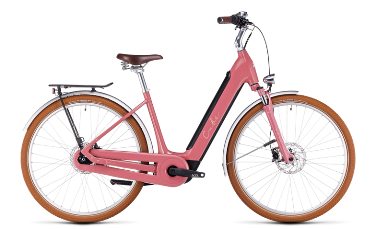 Cube Ella Cruise Hybrid 500 2024 coloris crème, vélo de ville électrique à cadre bas, vue de profil