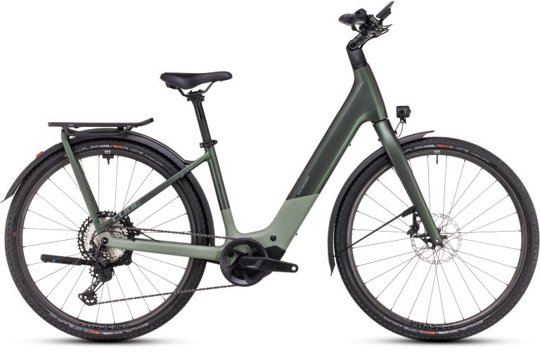 Cube Kathmandu Hybrid C:62 SLT 400X 2025, trekking électrique carbone coloris stellar´n´origanogreen