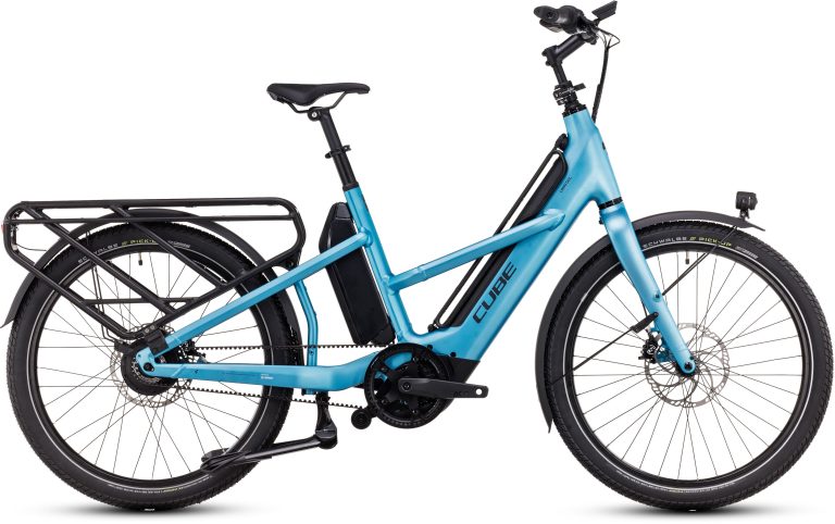 Cube Longtail Hybrid 725 WH 2025, vélo cargo longtail électrique bleu, plateforme de chargement arrière, vue de profil
