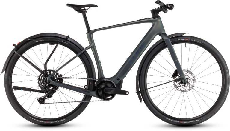 Cube Nulane Hybrid C:62 Race FE 400X 2025, vélo électrique carbone à cintre plat, vue de profil