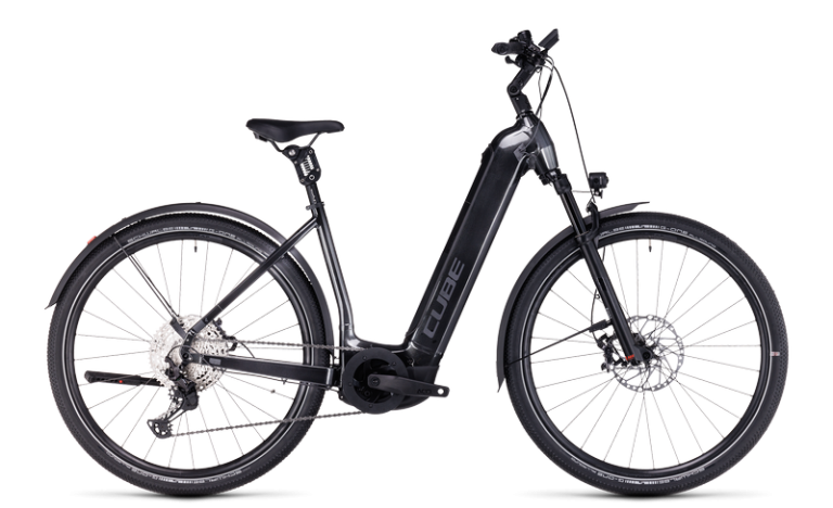 Cube Nuride Hybrid SLT 750 Allroad 2024 gris, vélo de trekking électrique à cadre Easy Entry, vue de profil