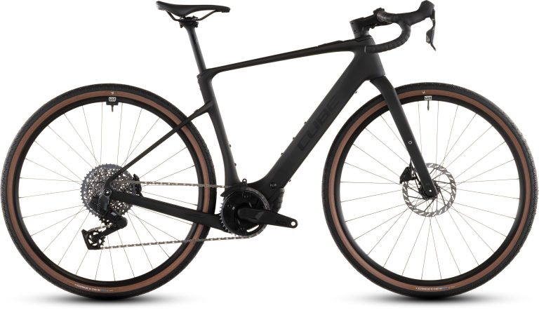 Cube Nuroad Hybrid C:62 EXC 400X blackline 2026, gravel électrique carbone, vue de profil