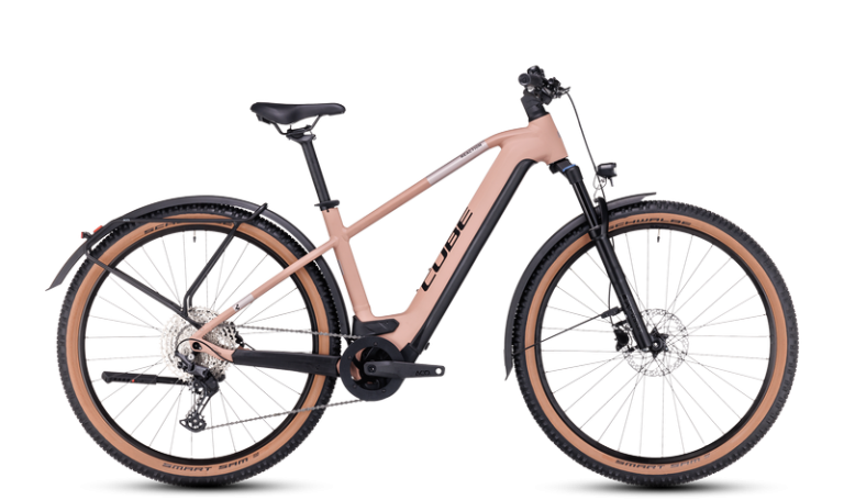 Cube Reaction Hybrid Pro 500 Allroad 2024, VTT électrique équipé, vue de profil