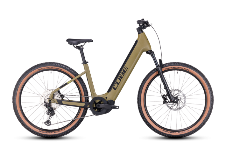 Cube Reaction Hybrid Race 625 2024 olive´n´green, VTT électrique à cadre Easy Entry, vue de profil