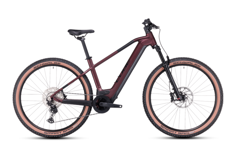 Cube Reaction Hybrid SLX 750 2024, VTT électrique semi-rigide à cadre aluminium, vue de profil