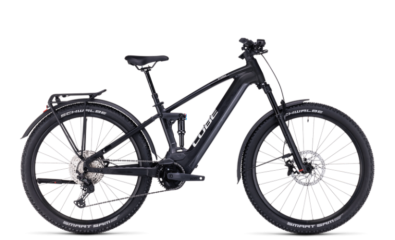 Cube Stereo Hybrid 120 SLX 750 Allroad 2024, VTT électrique équipé coloris black´n´metal, vue de profil