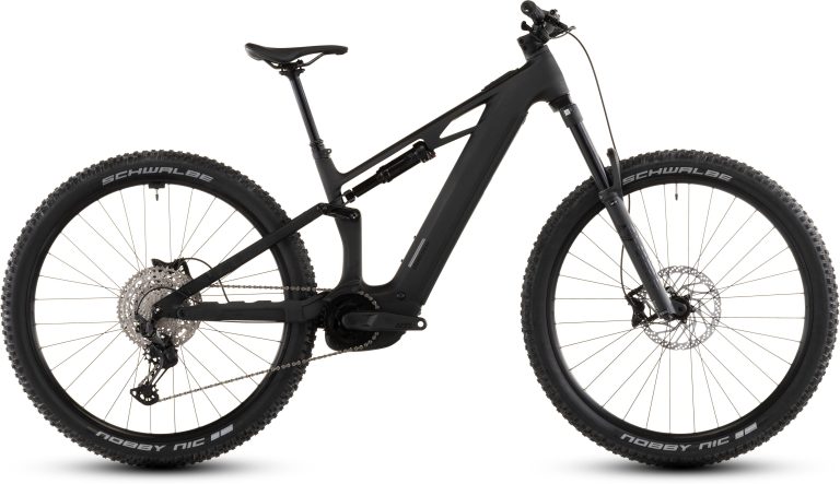 Cube Stereo Hybrid ONE44 HPC Race 800 blackline 2026, VTT électrique tout-suspendu carbone, vue de profil