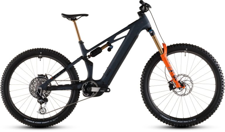 Cube Stereo Hybrid ONE77 HPC SLT 800 2026, VTT électrique d’enduro à cadre carbone, vue de profil