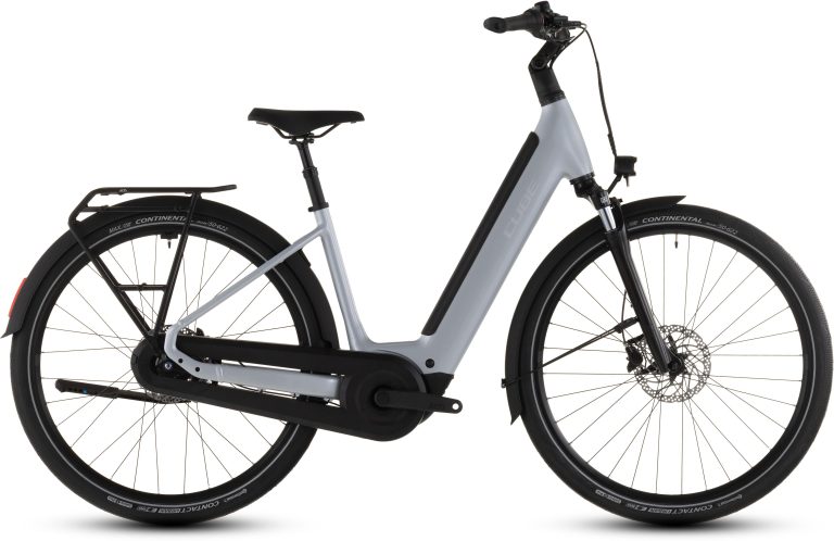 Cube Supreme Hybrid Comfort ONE 600 2026, vélo de ville électrique à cadre Easy Entry, vue de profil