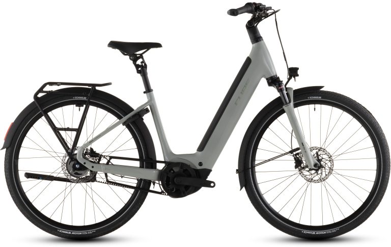 Cube Supreme Hybrid Deluxe ONE 600 2026, vélo urbain électrique à courroie et cadre Easy Entry, vue de profil