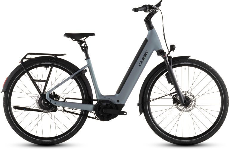 Cube Supreme Hybrid Deluxe SLX 600 2026, vélo de ville électrique à cadre Easy Entry, vue de profil