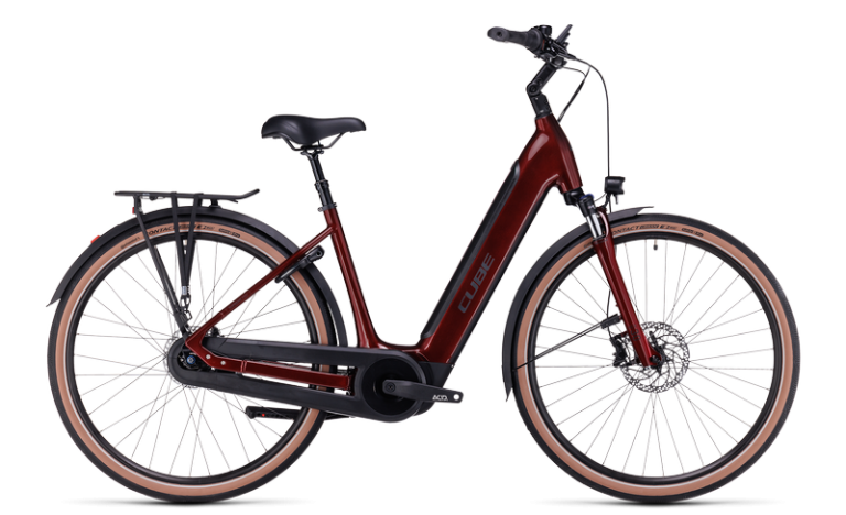 Cube Supreme RT Hybrid Pro 500 en coloris red´n´black, vélo de trekking à assistance électrique, cadre à enjambement bas