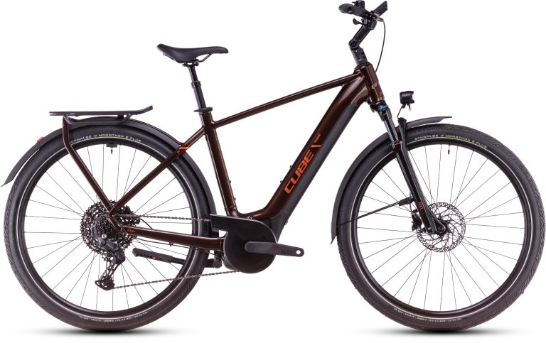 Cube Touring Hybrid Pro 625 2025, vélo de trekking électrique à porte-bagage intégré, vue de profil