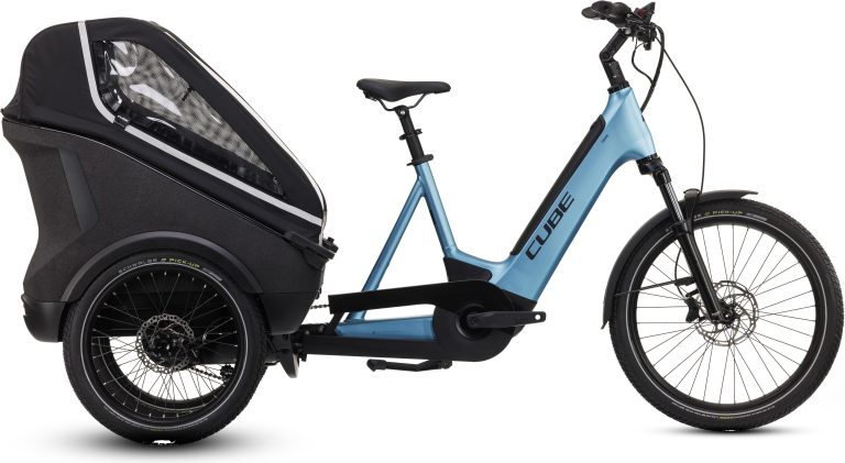 Cube Trike Hybrid Family 750 de 2025 en coloris blue´n´reflex, triporteur électrique, vue de profil