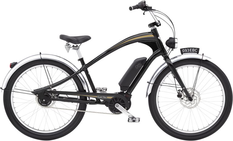 Electra Ghostrider Go! 2021, cruiser électrique noir à moteur Bosch et pneus larges, vue de profil