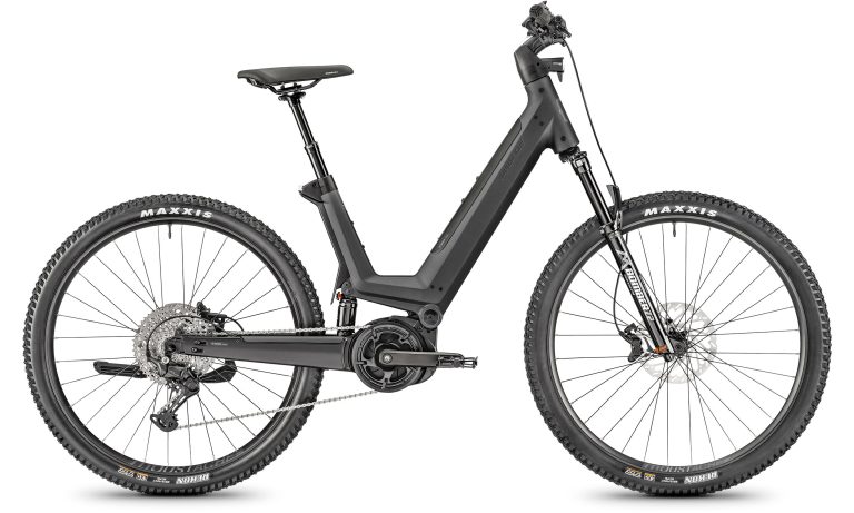 Moustache J OFF Black Cues 2023, VTT électrique tout-suspendu à cadre moulé et enjambement bas, vue de profil