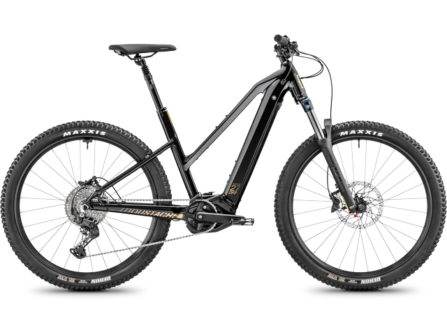 Moustache OFF 4 Xr 2025, VTT électrique semi-rigide à cadre Open, vue de profil côté transmission