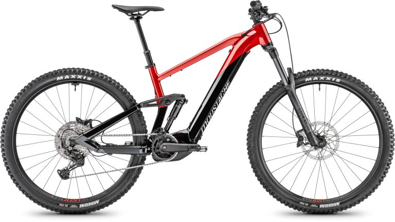 Moustache Trail 150.2 Red 750 Wh 2025, VTT électrique tout-suspendu rouge