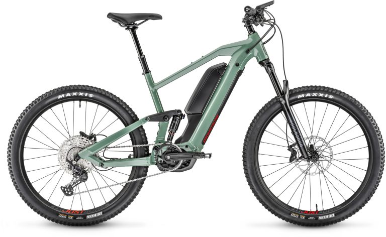 Moustache Weekend 27 FS Nyon Dual 2023, VTT électrique tout-suspendu vert, vue de profil