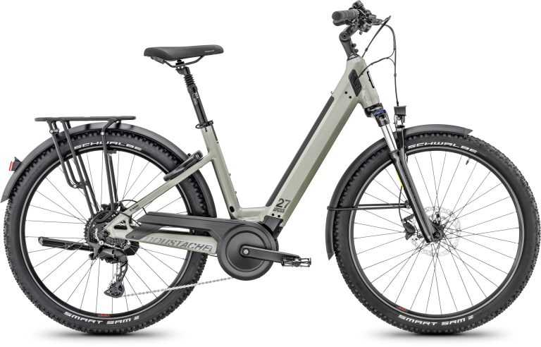 Moustache Xroad 4 à cadre ouvert, vélo de trekking électrique, vue de profil côté transmission