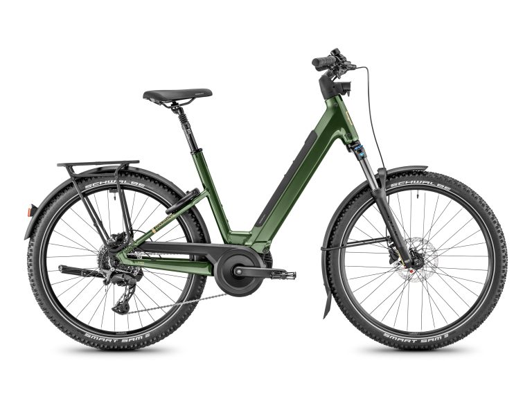 Moustache Xroad 4 Open vert chêne métallisé, VTC électrique à cadre ouvert et fourche suspendue, vue de profil