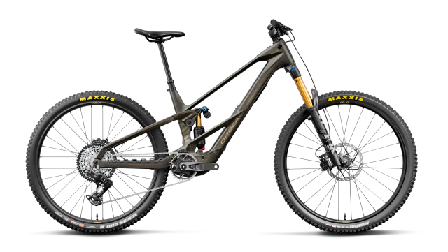 Orbea Wild LT M-Team RS, VTT électrique enduro carbone tout-suspendu, vue de profil