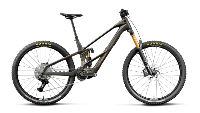 Orbea Wild LT M10, VTT électrique enduro à cadre carbone, vue de profil