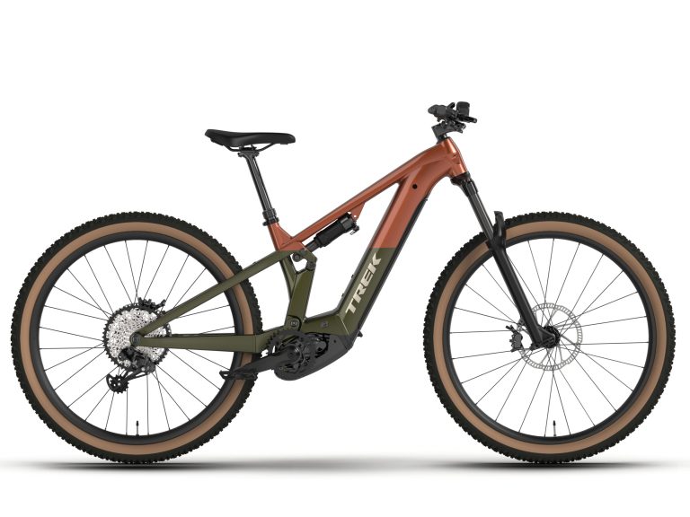 Trek Powerfly+ FS 4 Equipped 2025, VTT électrique tout-suspendu équipé à moteur Bosch, vue de profil