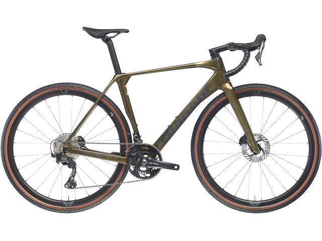 Bianchi Impulso Pro, gravel carbone à groupe Shimano GRX 820 et roues carbone, vue de profil