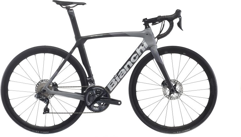 Bianchi Oltre XR3 Disc Ultegra Di2 2024, vélo de route carbone à freins à disque, vue de profil
