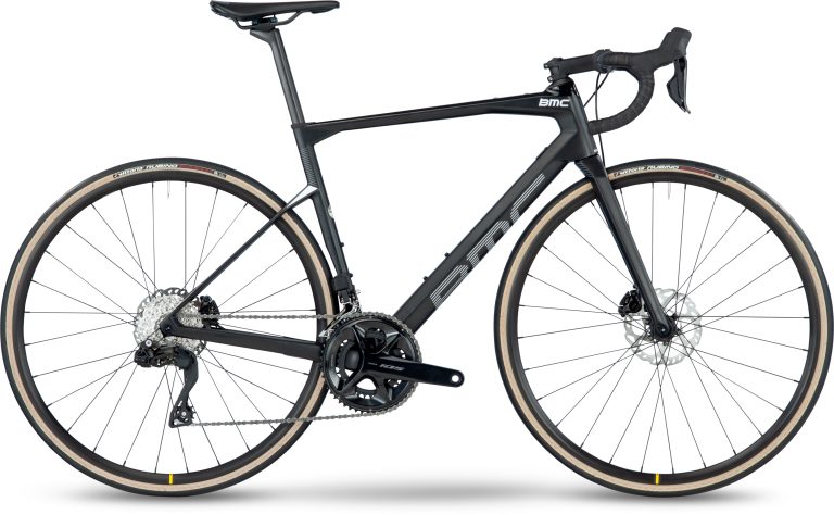 BMC Roadmachine FIVE 2023, vélo de route d’endurance à cadre carbone, vue de profil