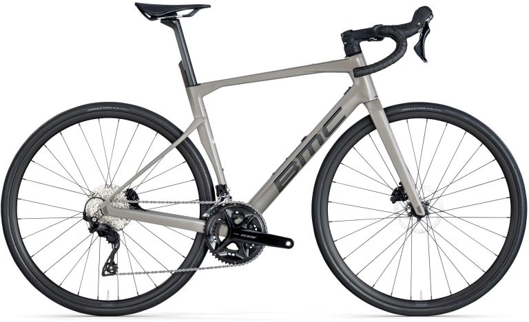 BMC Roadmachine THREE 2026, vélo de route endurance carbone, vue de profil