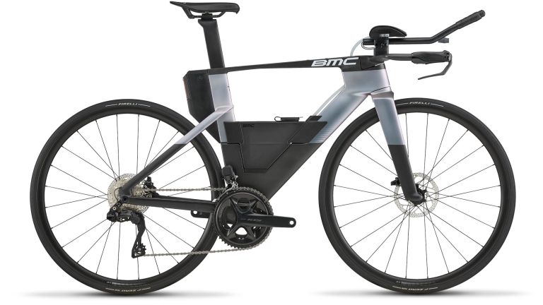 BMC Speedmachine 01 THREE, vélo de contre-la-montre carbone, vue de profil