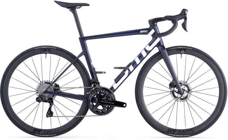 BMC Teammachine SLR 01 TWO 2026, vélo de route carbone bleu en Shimano Dura Ace Di2