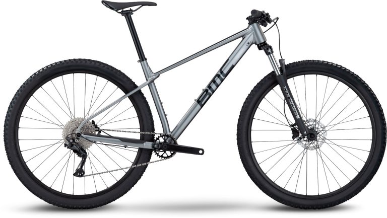 BMC Twostroke AL SIX 2023, VTT de cross-country semi-rigide en aluminium, vue de profil