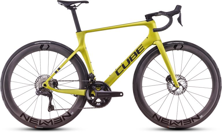 Cube Agree C:62 Race 2025, vélo de route carbone à roues carbone Newmen, vue de profil