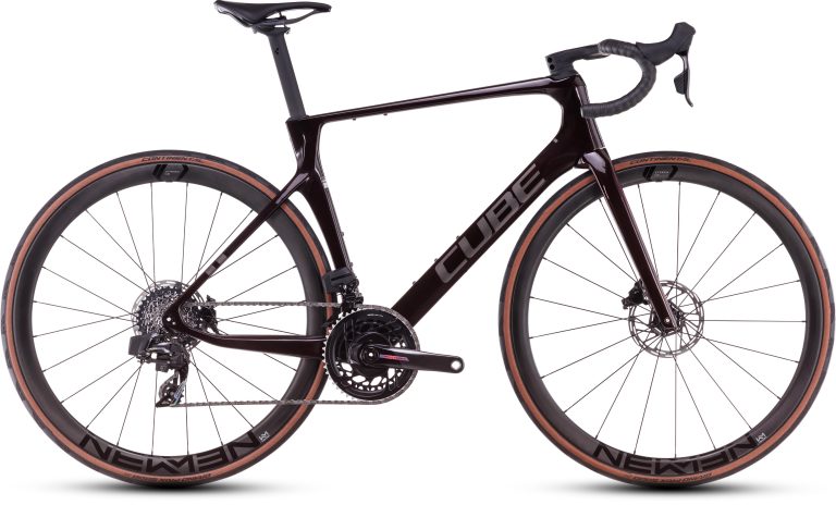 Cube Agree C:62 SLX 2025, vélo de route carbone à roues carbone Newmen, vue de profil