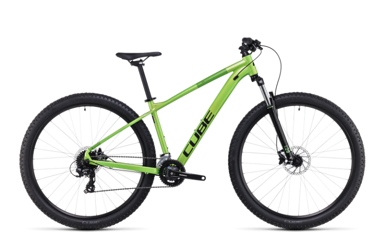 Cube Aim 2024, VTT semi-rigide à cadre aluminium et fourche SR Suntour, vue de profil