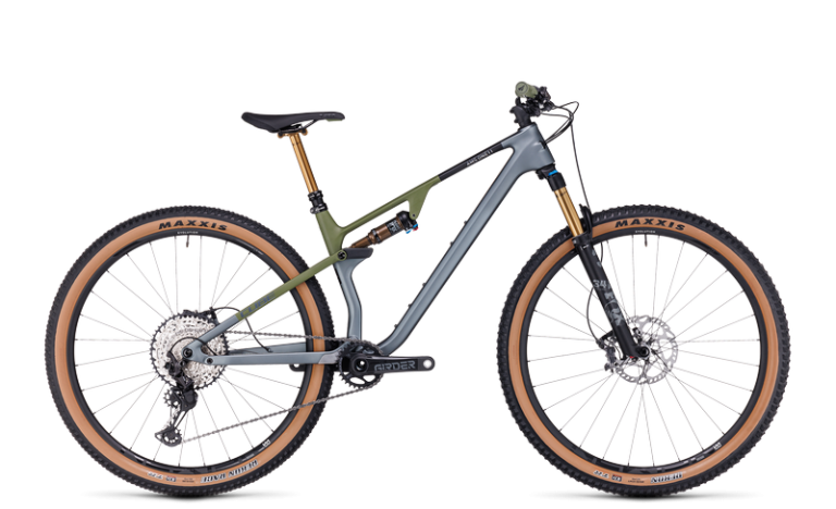 Cube AMS ONE11 C:68X TM 29 2024, VTT tout-suspendu carbone à suspensions Fox Factory, vue de profil