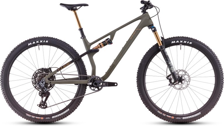 Cube AMS ONE11 C:68X TM 29 2025, VTT tout-suspendu carbone à transmission électronique Sram AXS, vue de profil
