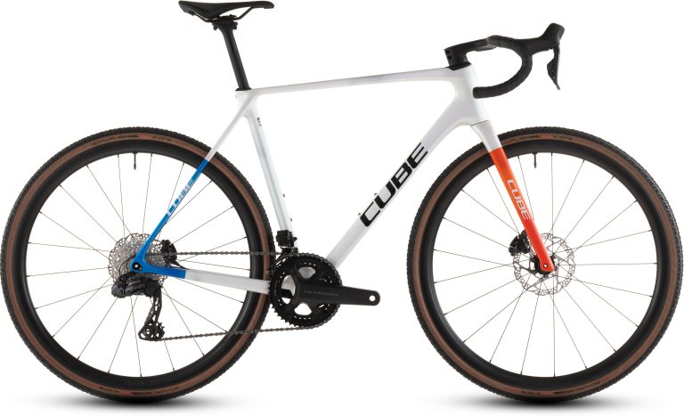 Cube Cross Race C:62 SLX 2026, vélo de cyclo-cross en carbone, vue de profil
