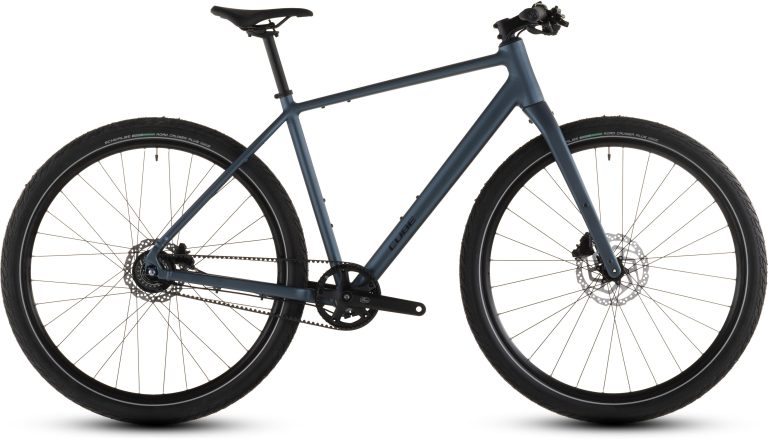 Cube Editor Pro, vélo urbain sportif à courroie Gates et fourche carbone, vue de profil