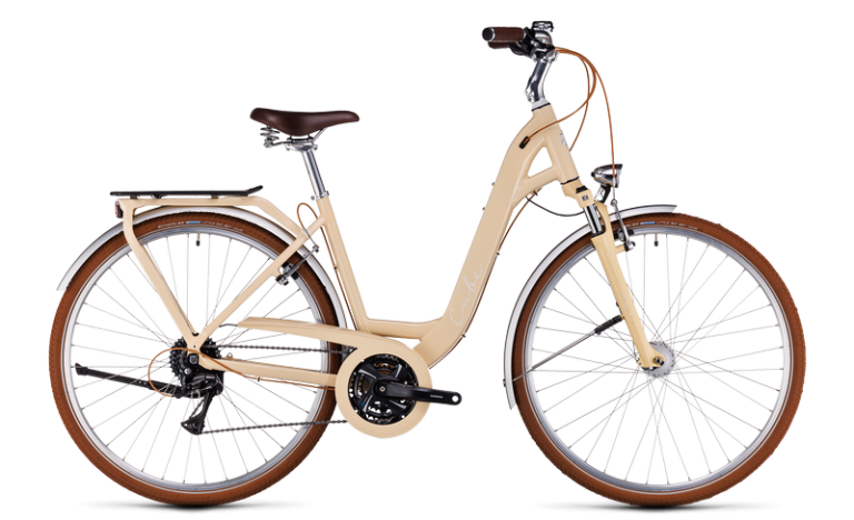 Cube Ella Ride 2024 coloris miel et blanc, vélo de ville à cadre bas, vue de profil