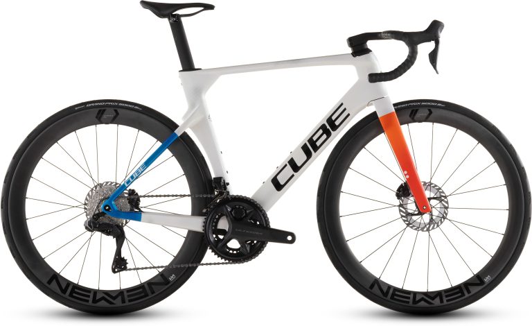 Cube Litening AERO C:68X Race teamline 2026, vélo de route aéro en carbone, vue de profil