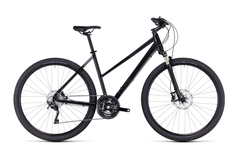 Cube Nature SLX 2024 gris grey´n´black, vélo de trekking à cadre trapèze et fourche à ressort pneumatique, vue de profil
