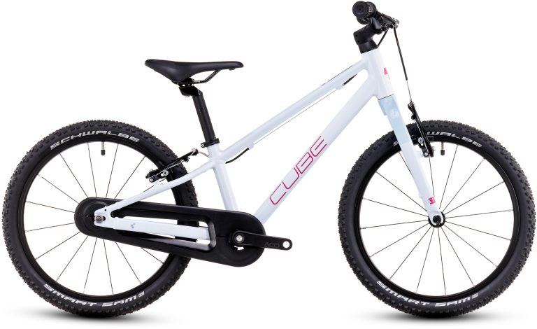 Cube Numove 180, vélo enfant 18 pouces à cadre aluminium, coloris flashwhite´n´pink, vue de profil