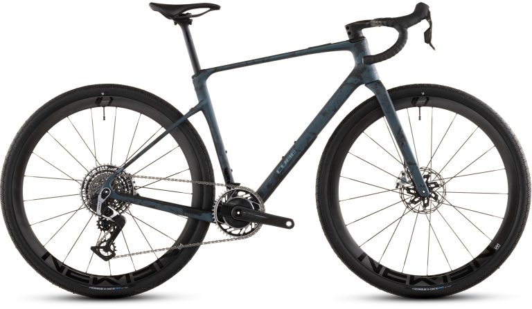 Cube Nuroad C:62 SLT 2026, gravel carbone à roues carbone, vue de profil